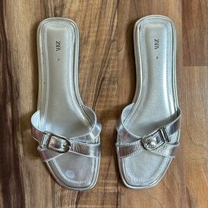 Zara Silver Buckle Sandals Size UK 38 / US 7